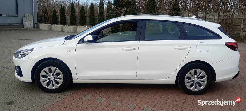 Hyundai i30 15 DPI benzyna 2022 Śliczne Auto biały Radomsko