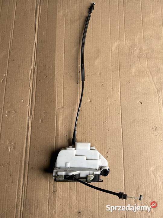 Zamek drzwi lewy przód citroen c3 46982980 Bydgoszcz