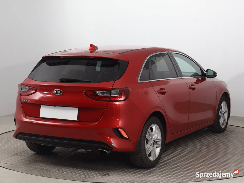 Kia Ceed 14 CVVT kamera cofania Motoryzacja