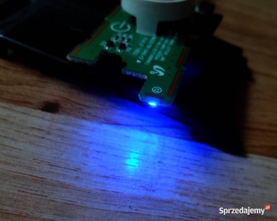 Samsung 27 CF591 elektronika ze środka plus LED