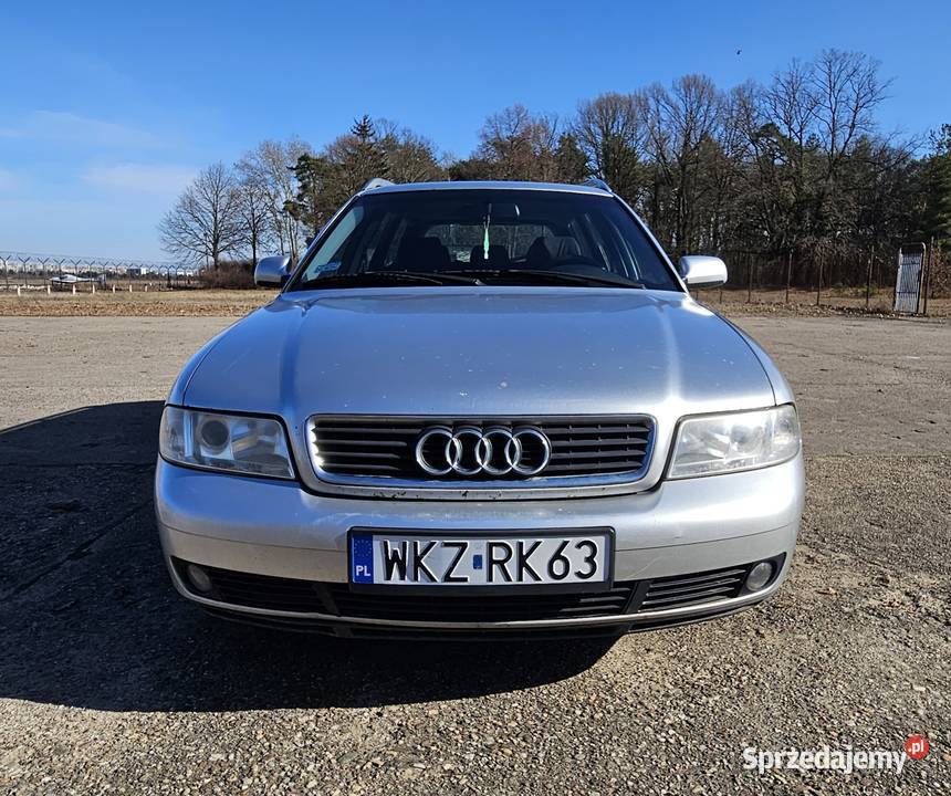 Audi A4 B5 polift 19 TDI 90 2000r Rok produkcji 2000 Majdan Ostrowski