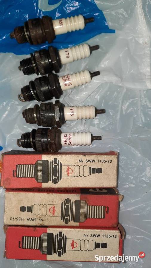 Reflektor lampa Fiat 126p wielkopolskie Plewiska