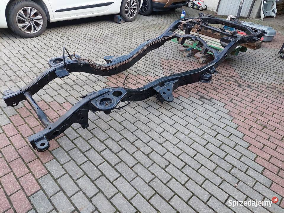 Nissan Patrol Y60 3 drzwi rama z dokumentami pomorskie sprzedam