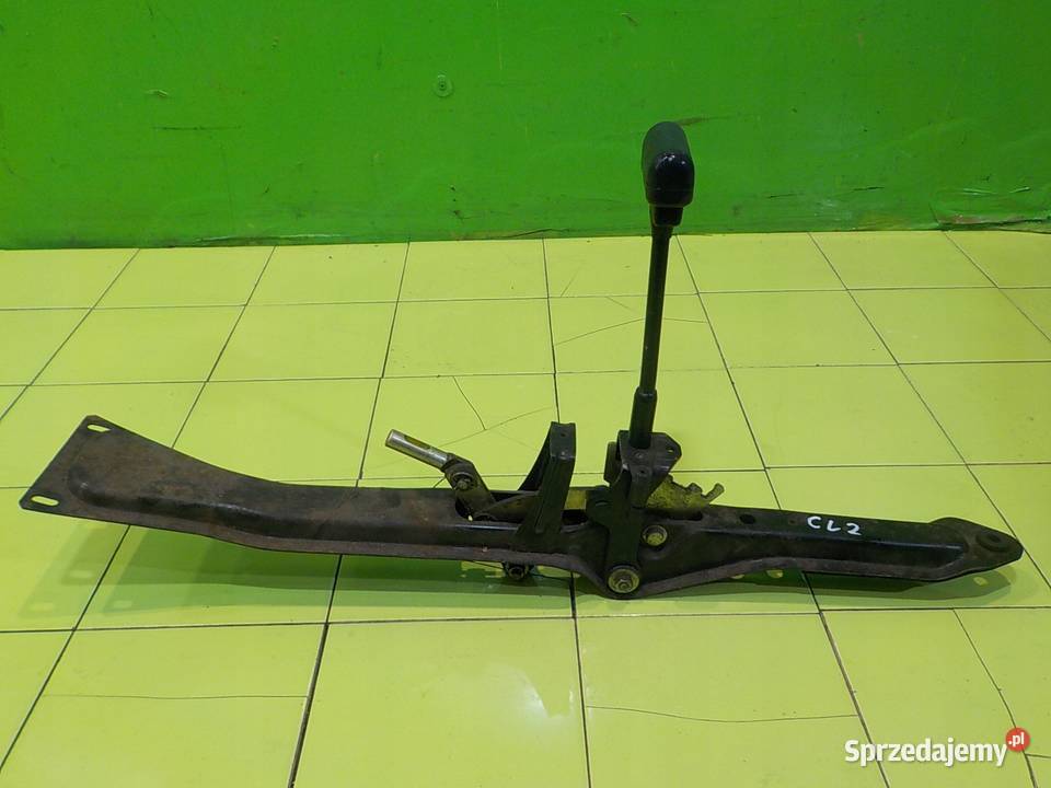 LANCIA BETA 20 B 83r COUPE 2D dzwignia hamulca Suków