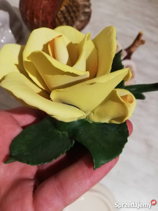 Bomboniera cukiernica róże porcelana różne Gorlice