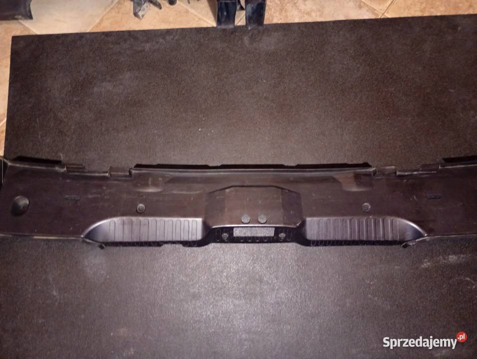 Osłona pasa bagażnika BMW E36 Lublin
