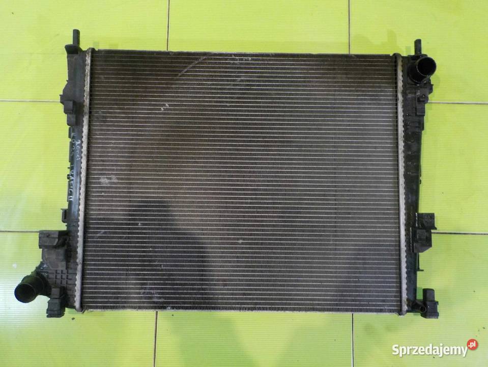 RENAULT TRAFIC II LIFT 20 DCI 07r chlodnica wody osobowe Suków