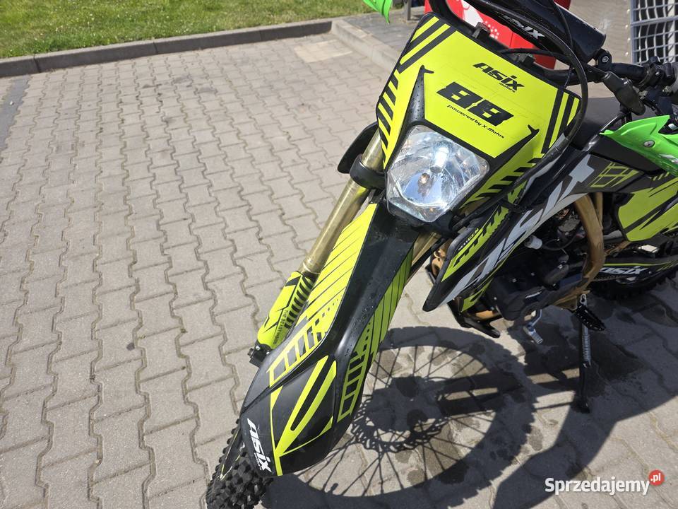Cross 300 5 biegowy manulal 2024 produkcji Pozostałe sprzedam