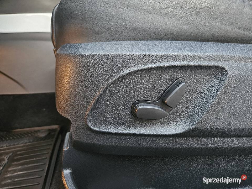 Ford Kuga 4x4 20 140163 INDIVIDUAL automat Full