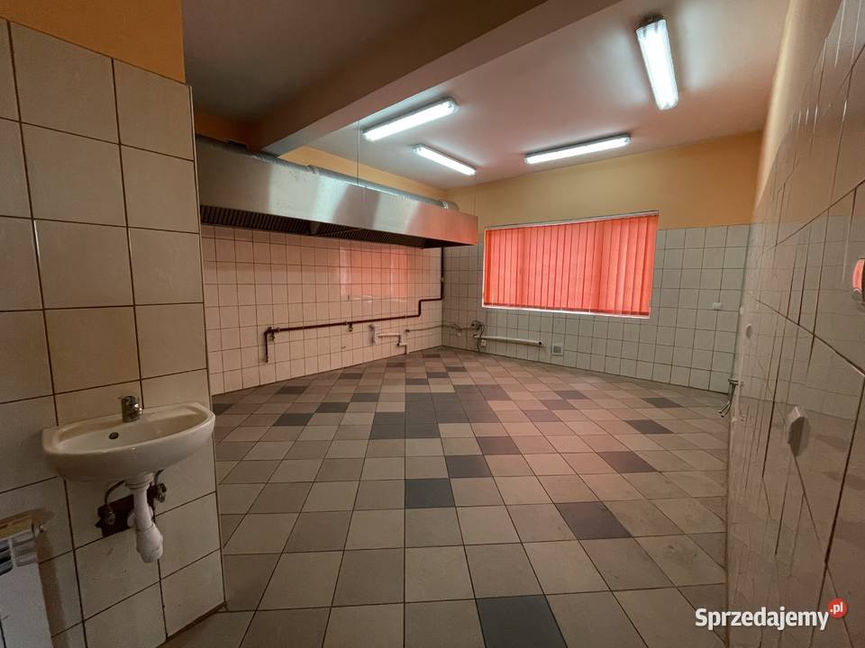 lokal użytkowy 810 m2 trasa S61 podlaskie Kisielnica