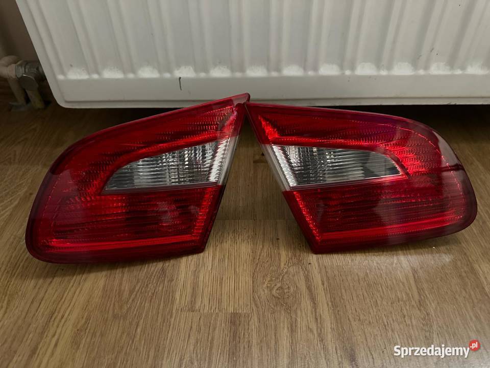 Tylna lampy bagażnik Skoda SuperB II sedan 0813 Poznań