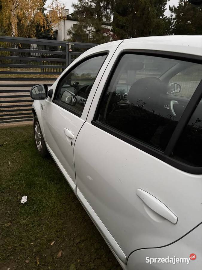 Dacia Sandero I 12 2011 OC i AC do końca 082026 75KM łódzkie Rogów