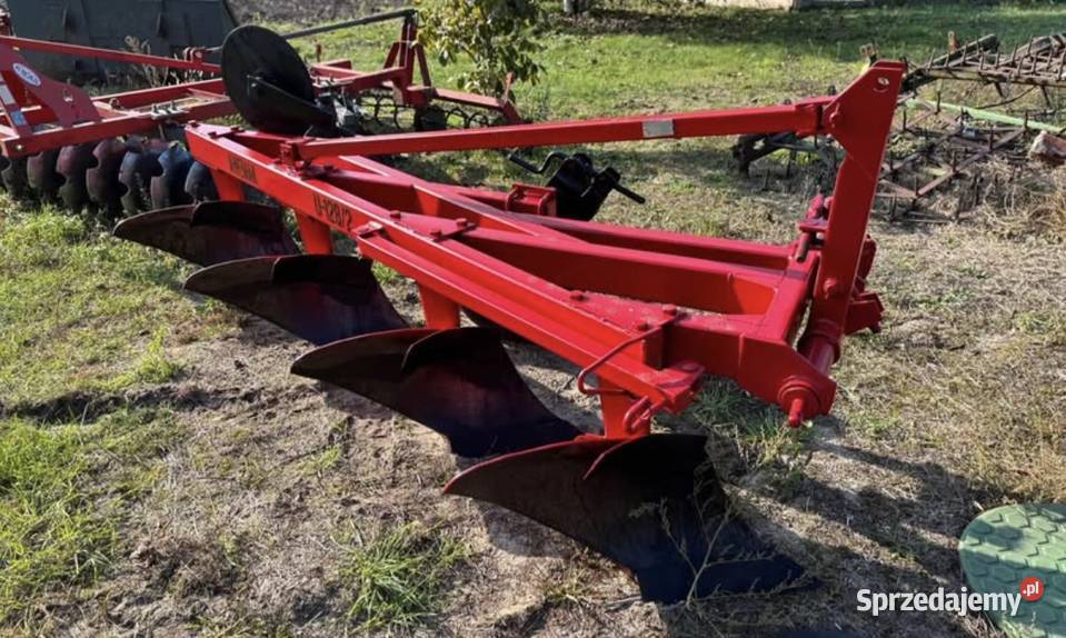 Pług 4 skibowy zagonowy AWEMAK U1282 Pługi wielkopolskie Królików