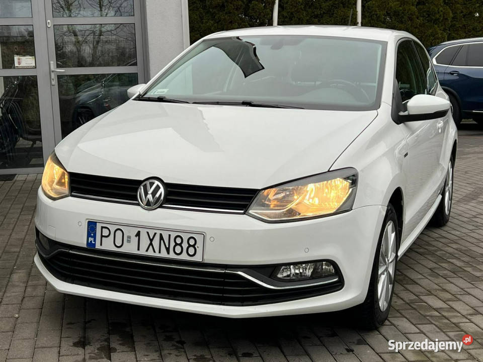 Volkswagen Polo 12 TSI 90 Navi Bluetooth PDC isofix