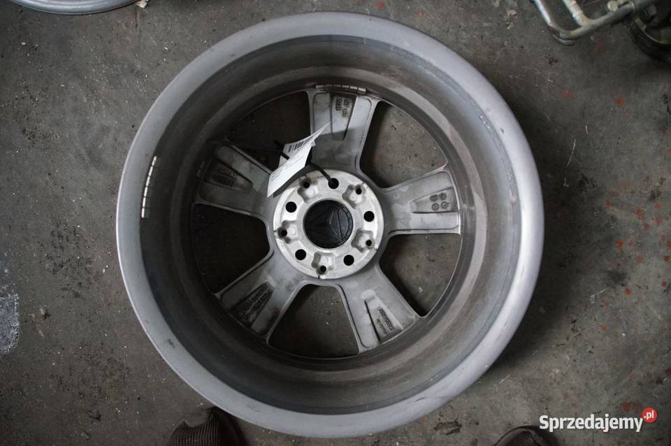 FELGA ALUMINIOWA 17 MERCEDES C W205 4MATIC Lipno sprzedam