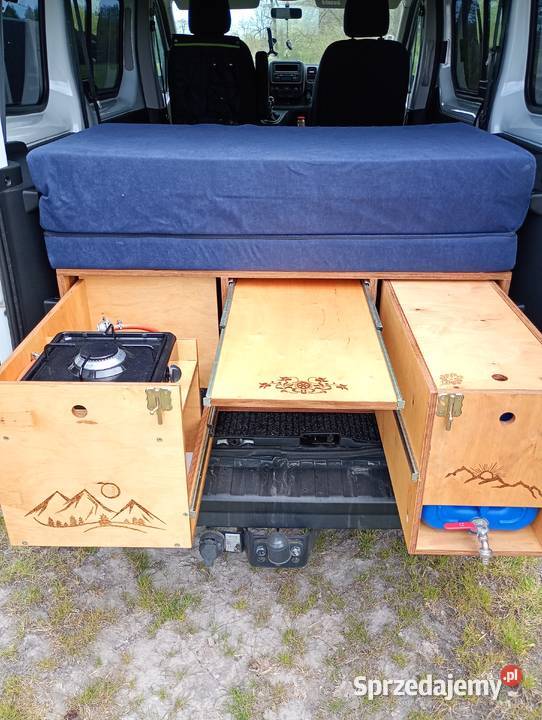 Renault Trafic 9 osób kampervan kamper Rok produkcji 2015 Sędziszów sprzedam