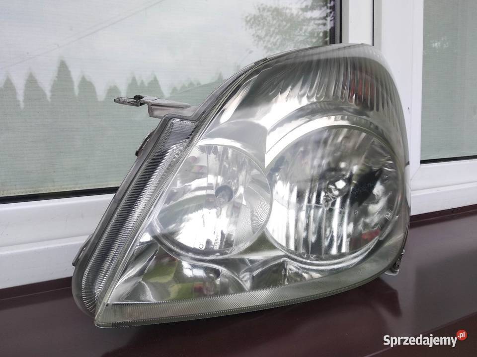 Toyota Corolla Verso I lampa przednia lewa osobowe łódzkie Sieradz