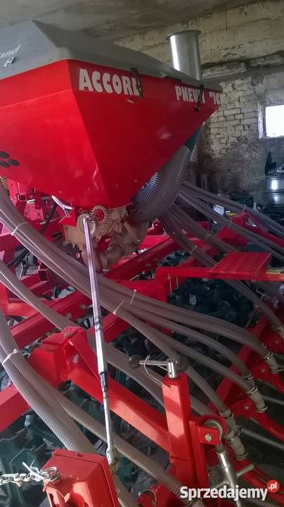 Agregat uprawowo siewny pneumatyczny Łobżenica