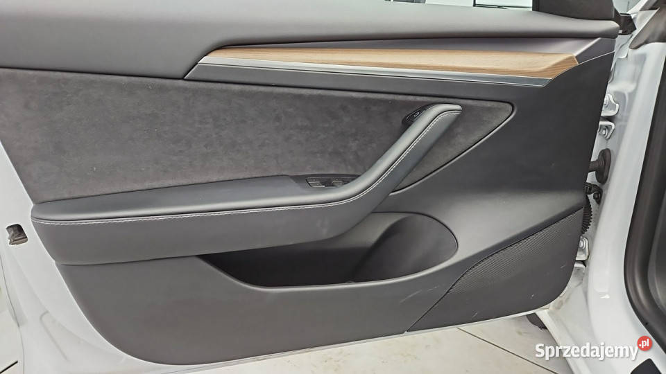 Tesla Model 3 Performance AWD Z Polskiego Salonu Model 3 Warszawa