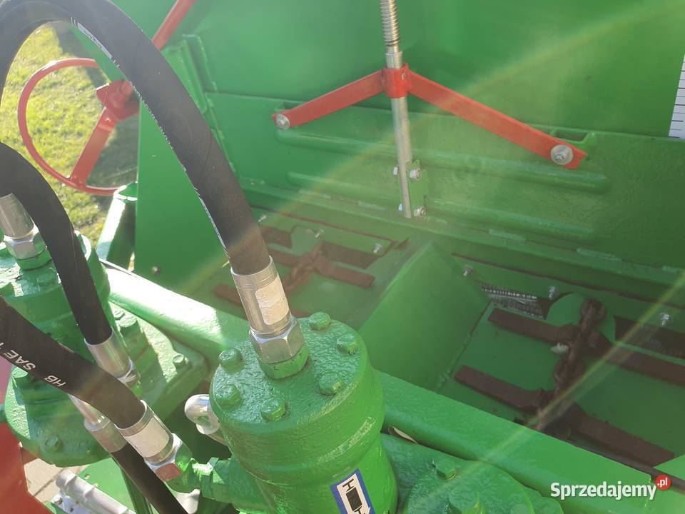 Rozsiewacz wapna rcw 3 piast rozrzutnik wielkopolskie Kostrzyn sprzedam