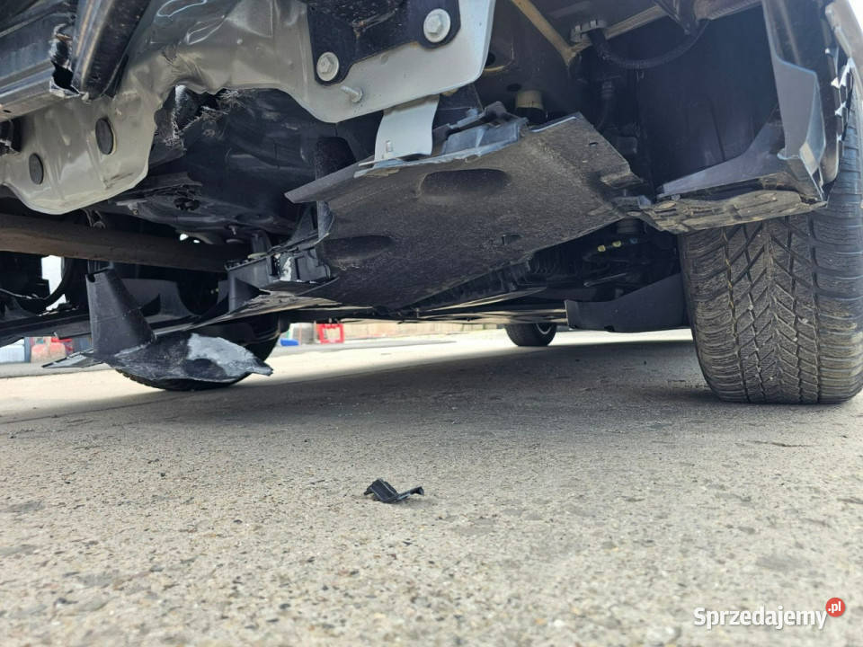 Peugeot 308 Peugeot 308 Bogate wyposażenie Model uszkodzony Syców sprzedam
