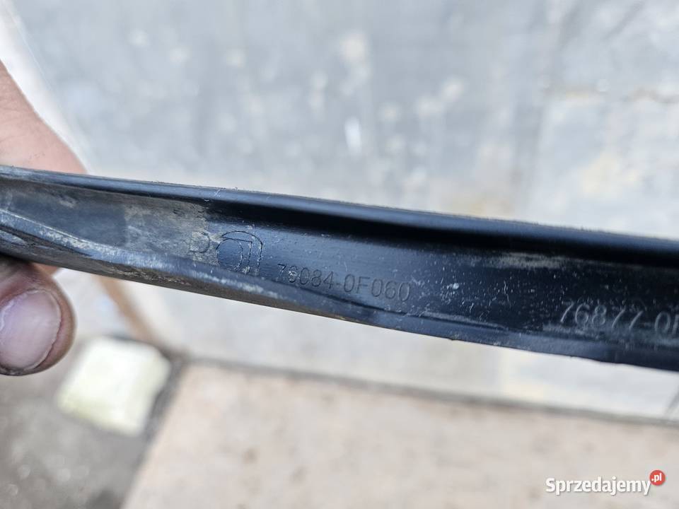 TOYOTA VERSO LIFT HOKEJ PRAWY PRZÓD 768770F010 wielkopolskie Międzychód