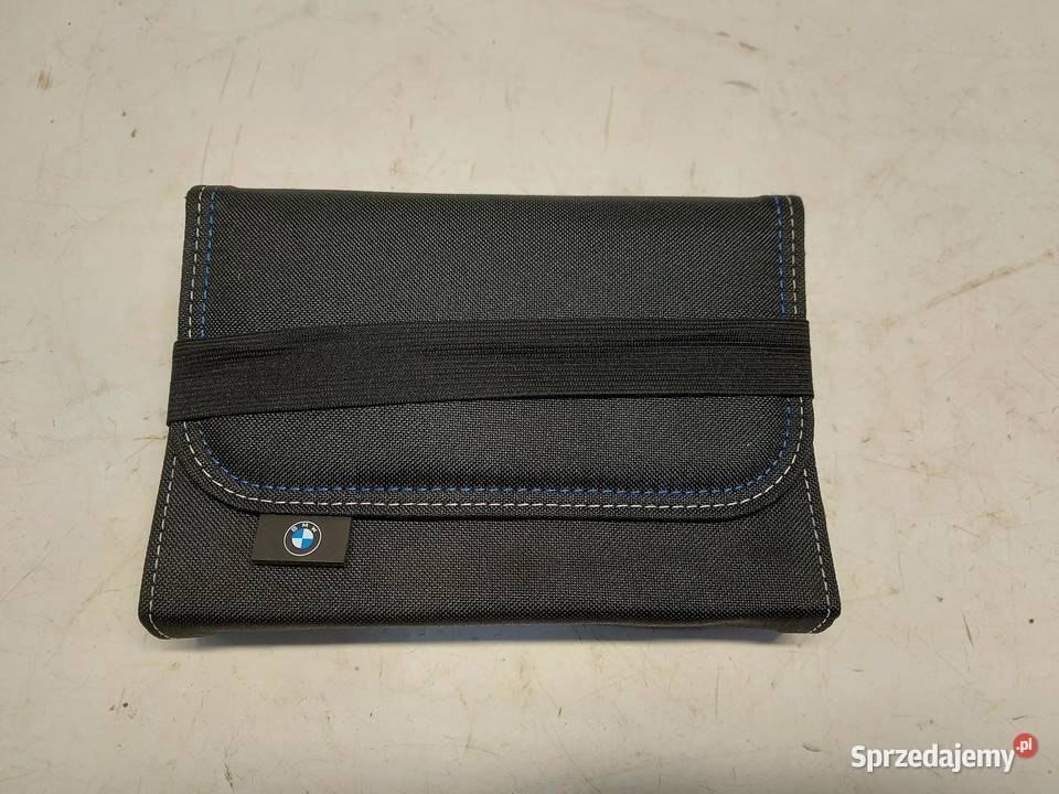 BMW G21 G20 Kombi 330e 2022r etui książka