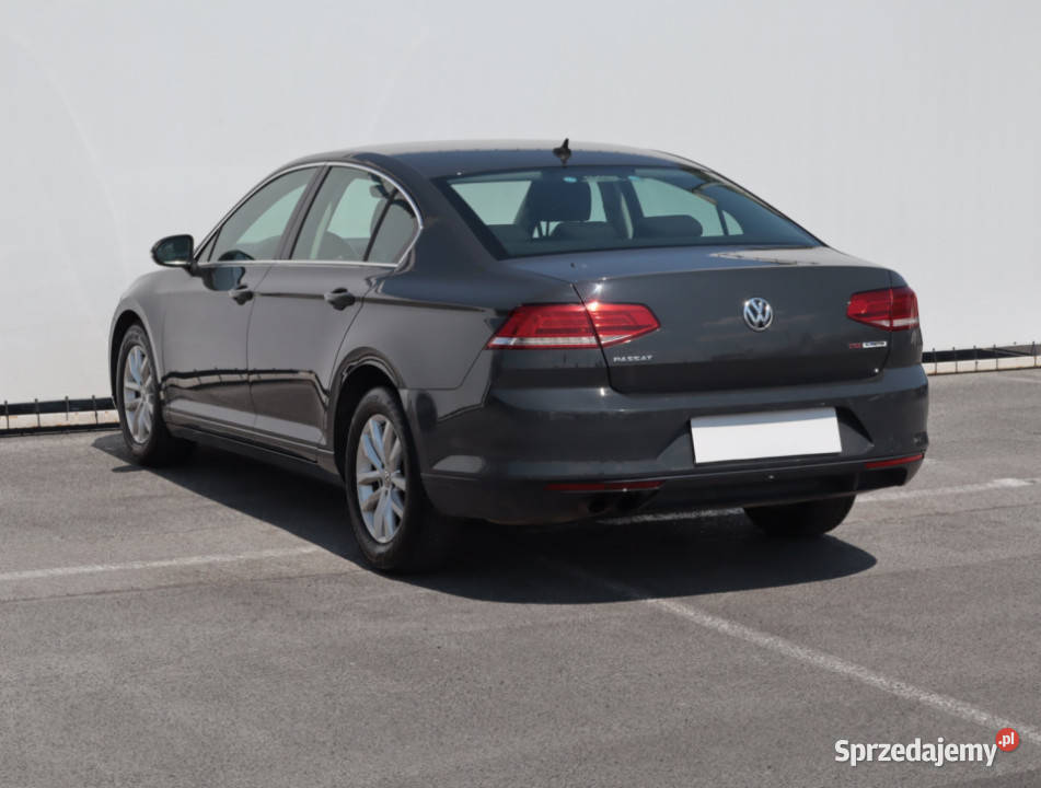 VW Passat 18 TSI Rok produkcji 2016 Lublin