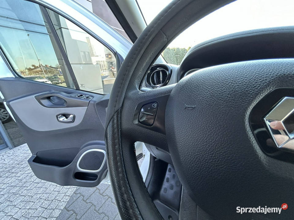Renault Trafic L1H1 klimatyzacja tempomat światła przeciwmgłowe Renault śląskie Żory