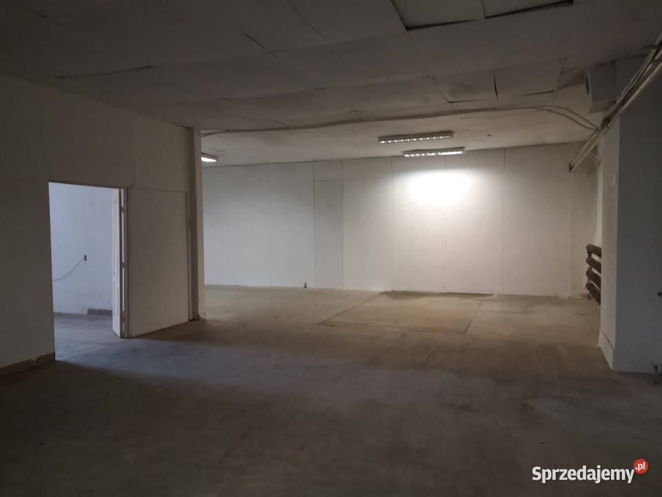 Budynek biurowo magazynowy Katowice