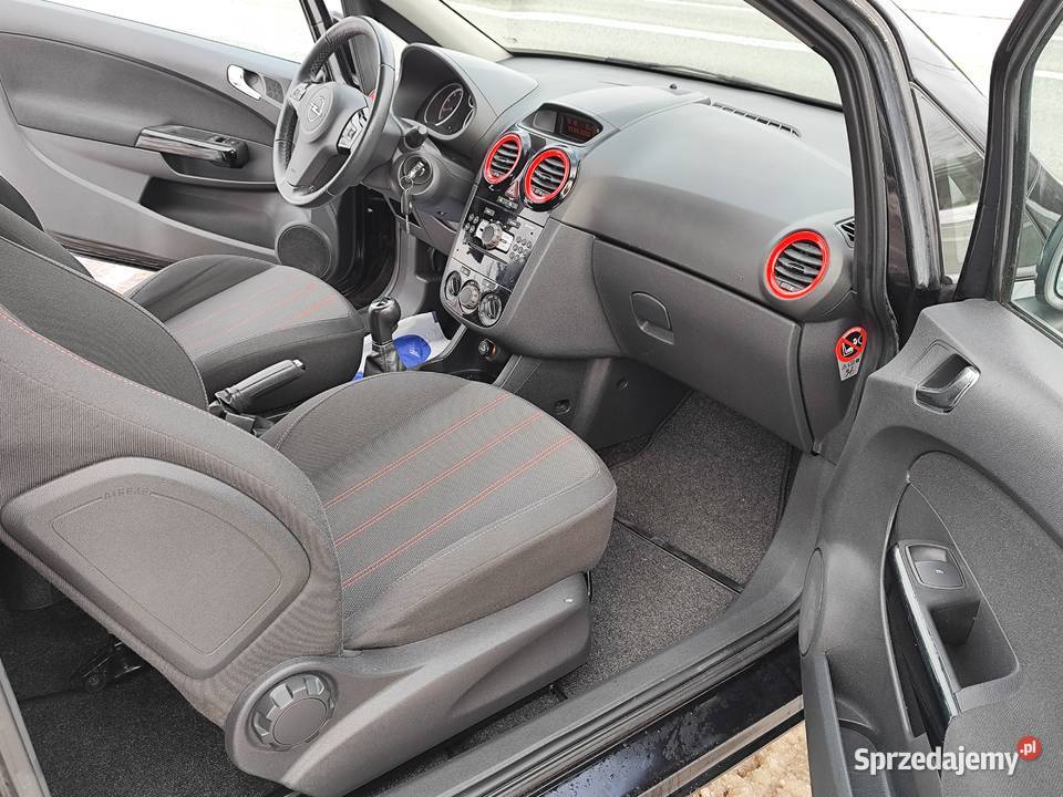 Opel Corsa 2010r 14 Benzyna 100 z Niemiec świętokrzyskie