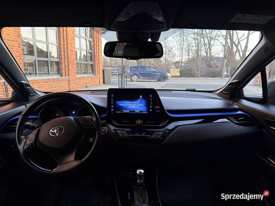 Toyota CHR 18 Hybryda topowa wersja SELECTION światła przeciwmgielne Pabianice