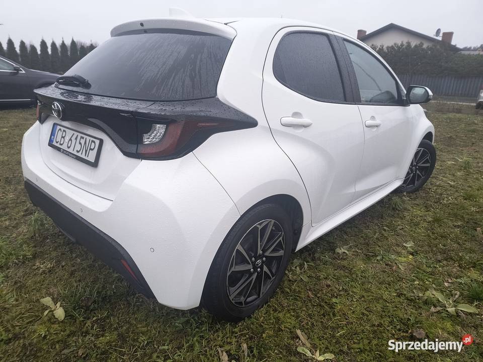 Yaris 15 LPG 2022 Krajowy Bezwypadkowy Toruń