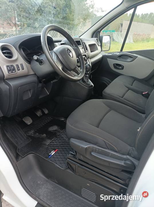 Renault Trafic Long 16 115 2016r bluetooth