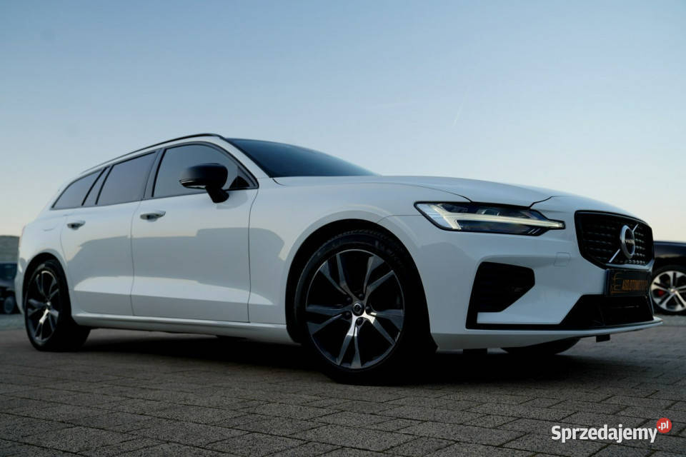 Volvo V60 R DESIGN acc FUL LED skóra nawi ALUSY 1969cm3 Otmuchów