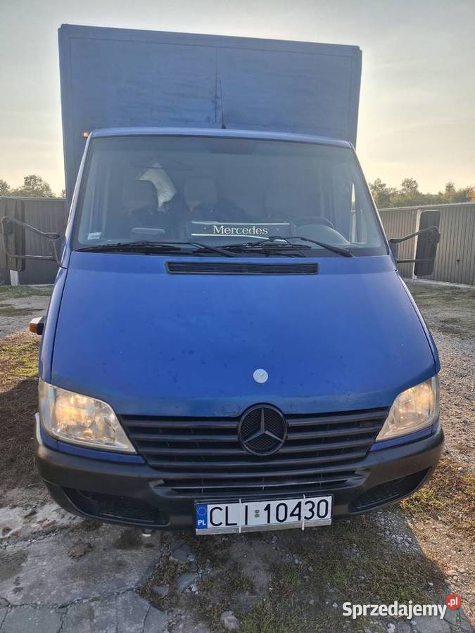 Sprinter na blizniakach z windą Mercedes-Benz Włocławek