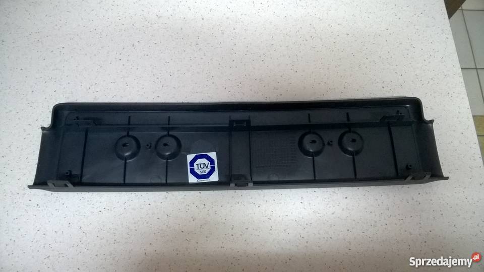 Wspornik tablicy rejestracyjnej audi 80