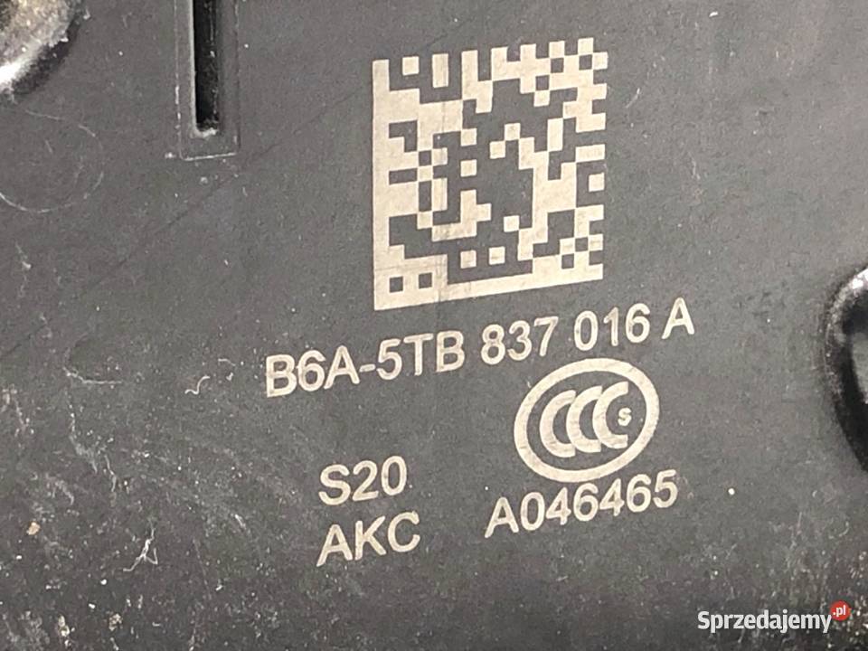 ZAMEK DRZWI PRAWY PRZÓD SKODA FABIA III