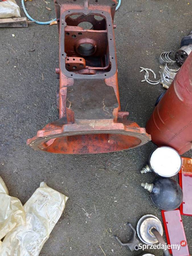 części nowe do 3303284011 obudowa skrzyni nowa Dąbie