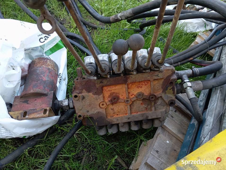 Rozdzielacze Ostrówek k162 Śmiechów
