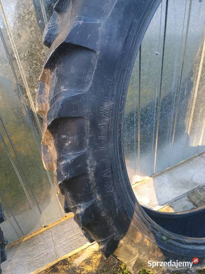 Sprzedam opony Białowody