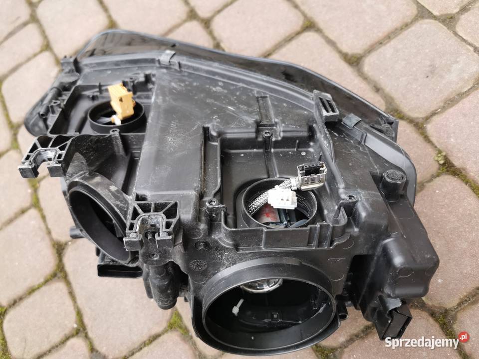 LAMPA AUDI A4 B8 LIFT XENON LEWY 8K0941005C Części samochodowe Świerzawa