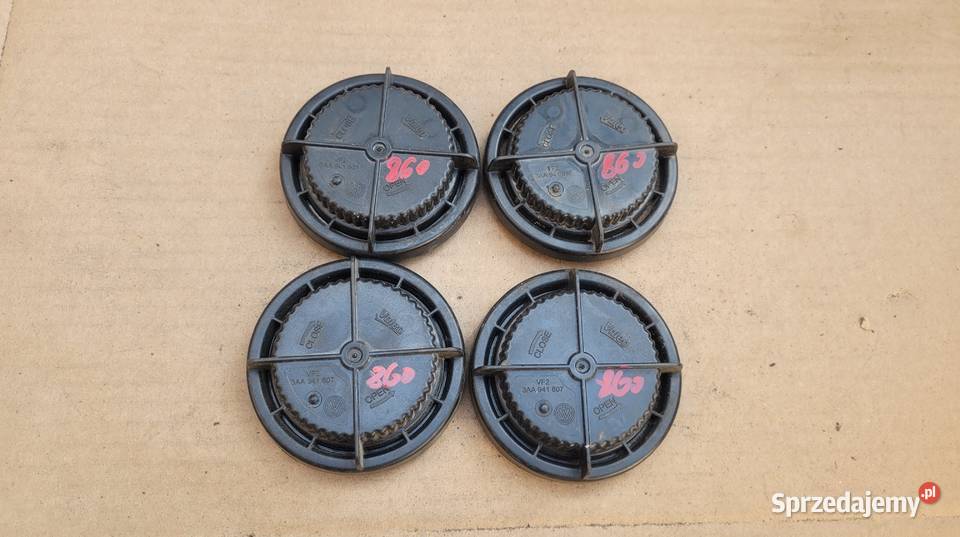 DEKIELEK ZAŚLEPKA REFLEKTORA LAMPY VW AUDI SKODA osobowe Ruda Śląska