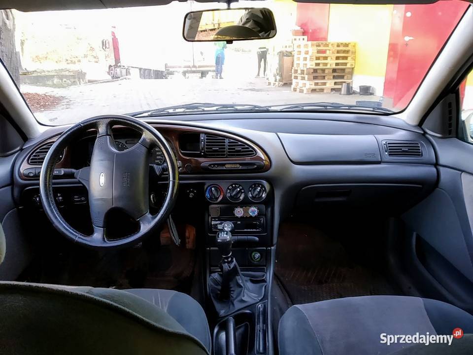Ford Mondeo 20 benzyna 1999 2000cm3 Mondeo Szczecin sprzedam