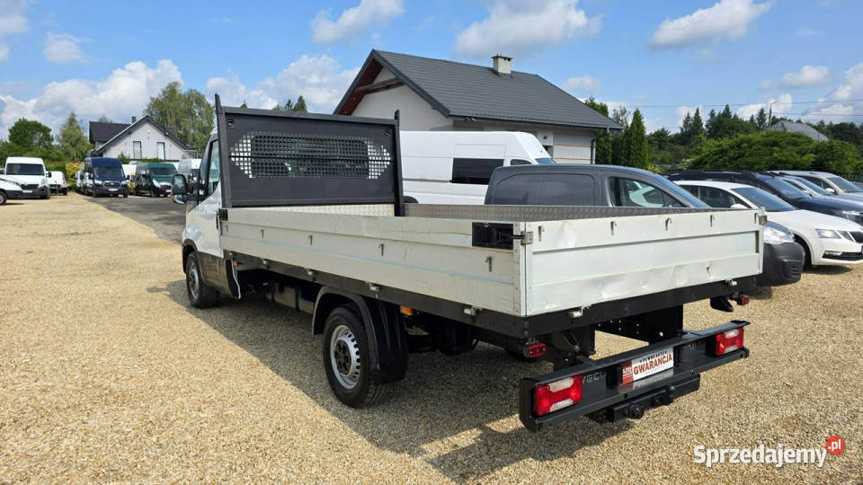 Iveco Daily 35S16 V 23 niski przebieg ładny stan wielofunkcyjna kierownica Chełm Śląski