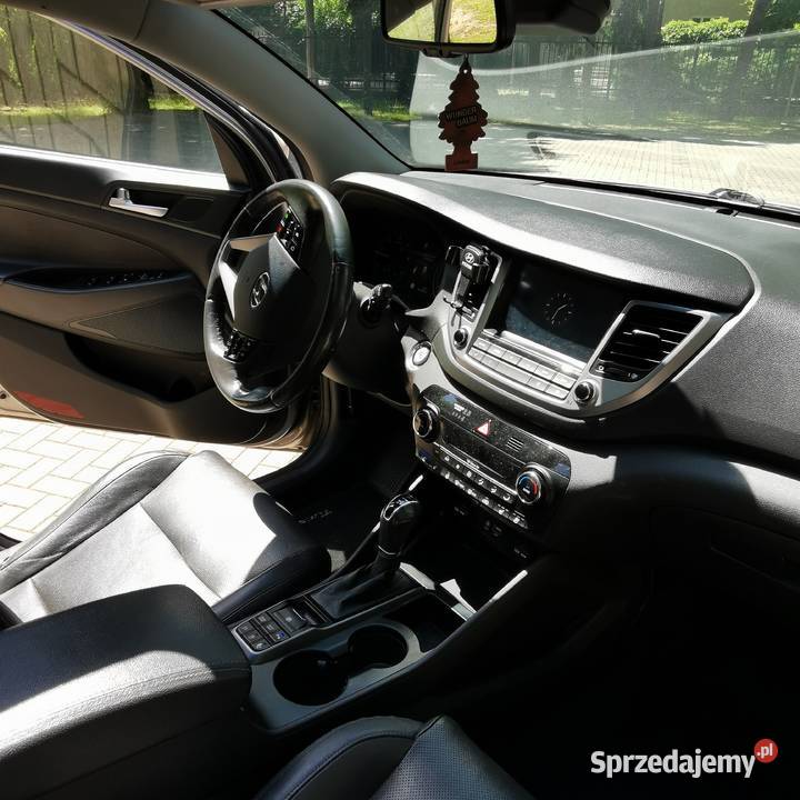 Hyundai Tucson 17 CRDi 141 Automat Panorama Warszawa