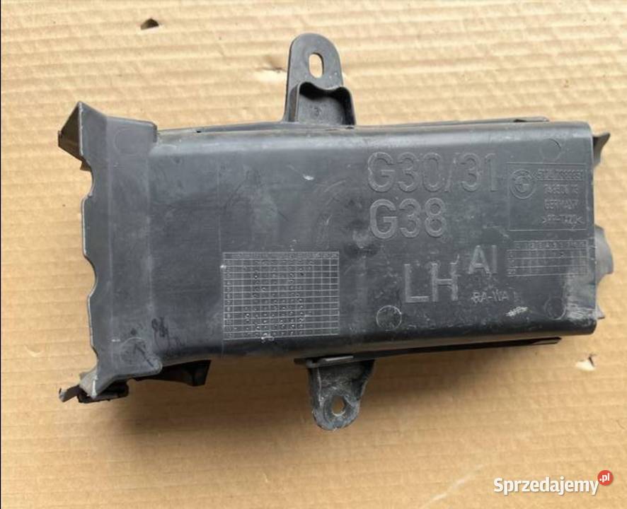 BMW 5 G30 D31 KIEROWNICA WLOTU POWIETRZA PRAWA osobowe Międzychód