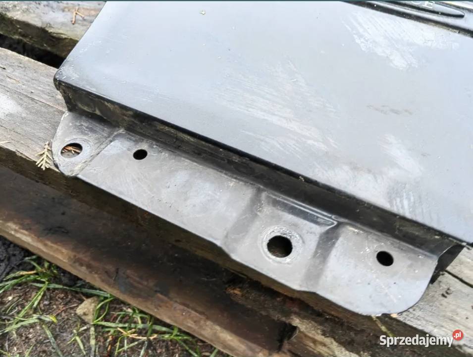 Błotnik lewy przód Mercedes CLK w209 osobowe Żory