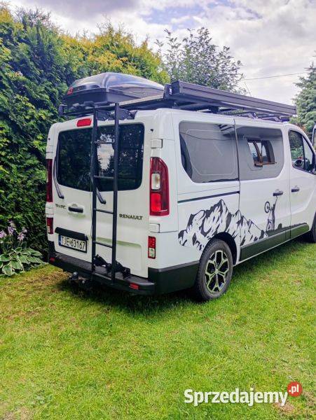Renault Trafic 9 osób kampervan kamper Rok produkcji 2015 Sędziszów
