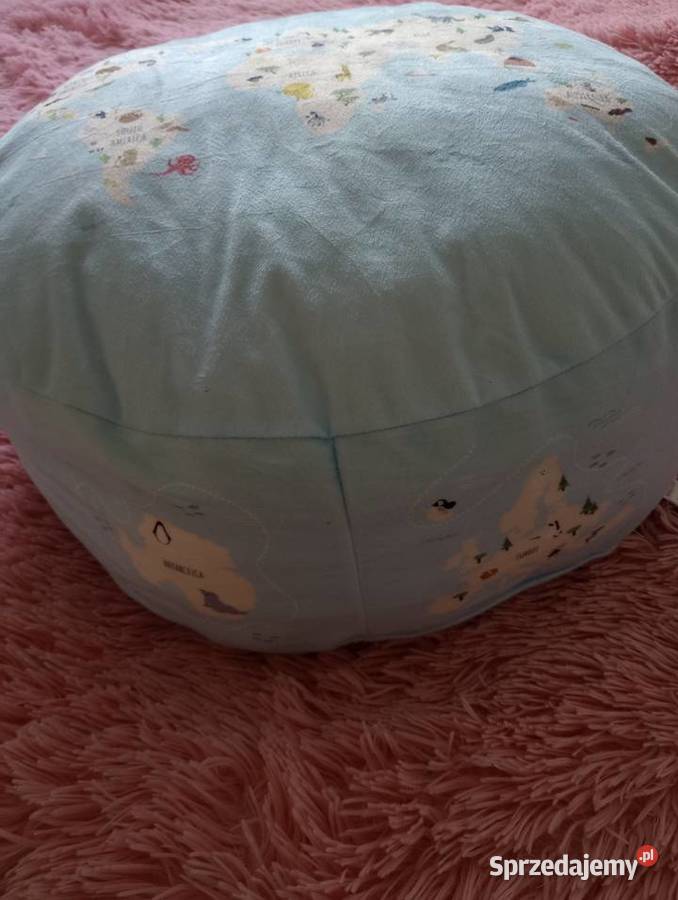 Nowy Puf z motywem mapy świata Szczecin